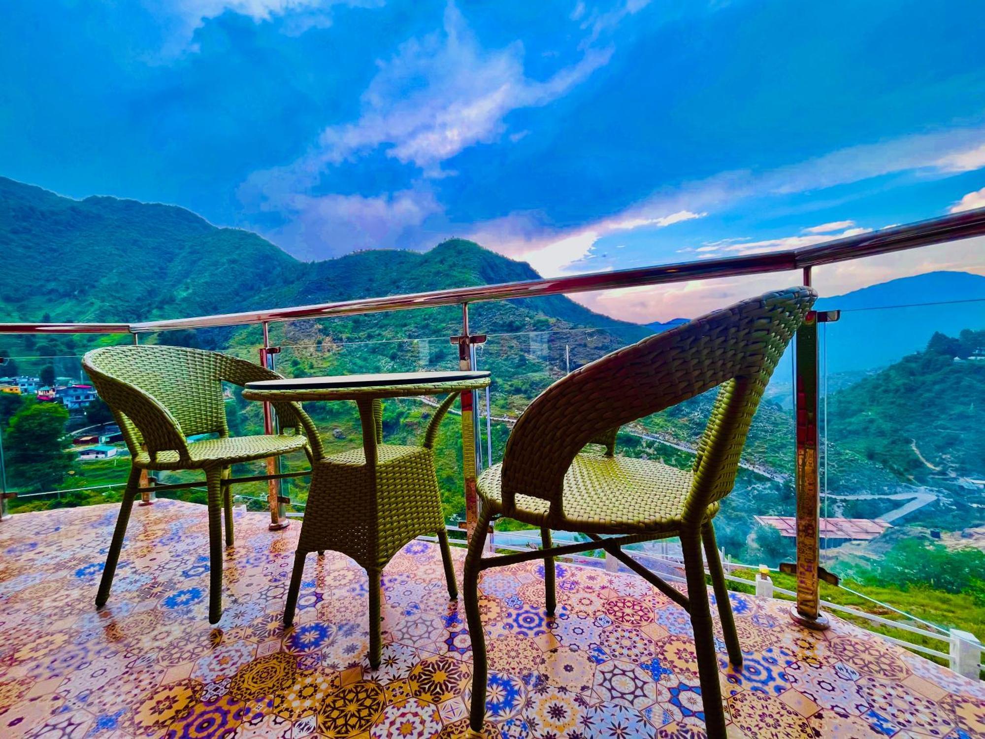 The Kempty Osasis - A Boutique Resort With Scenic Mountain View In Mussoorie Exteriér fotografie